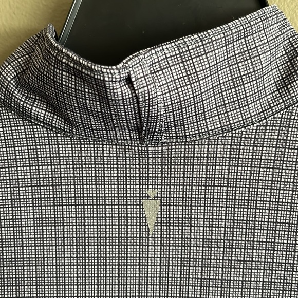 WOMENS XL KERRITS QUARTER ZIP SHORT SLEEVE SHIRT - Picture 4 of 6